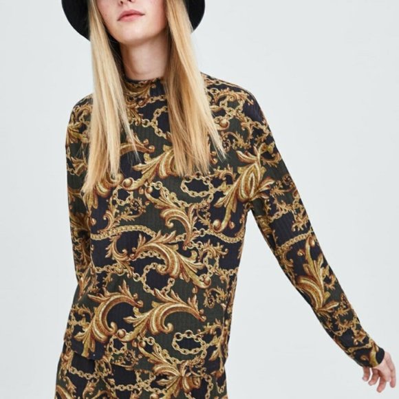 Zara Trafaluc Gold Chain Printed Textured Top - Size Medium - Picture 2 of 7